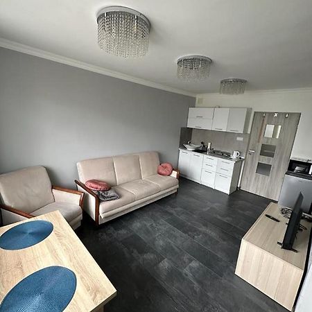 Ommpbooking Wspolna Lazienka Częstochowa Extérieur photo