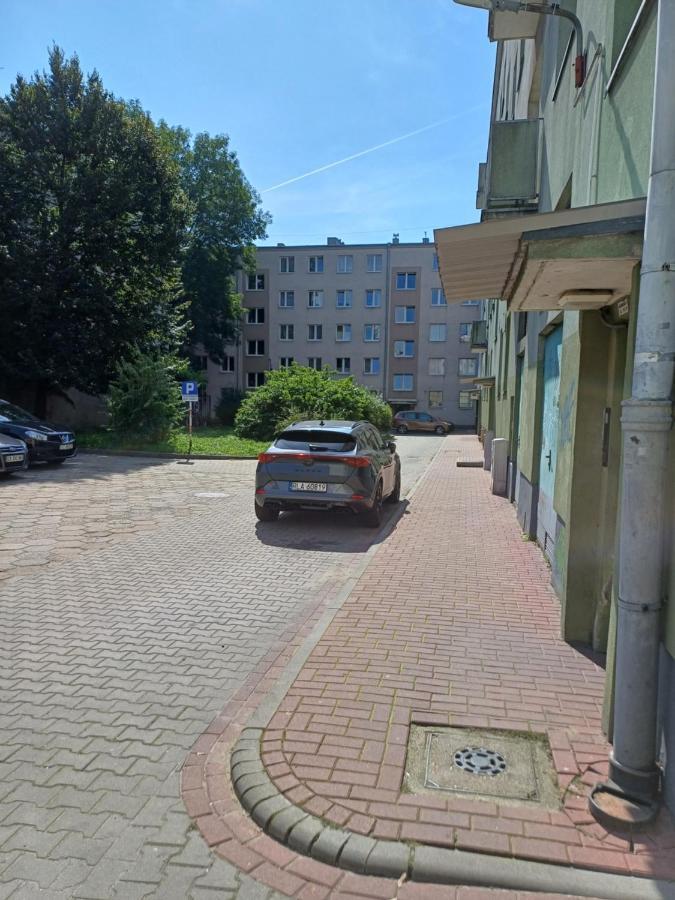 Ommpbooking Wspolna Lazienka Częstochowa Extérieur photo