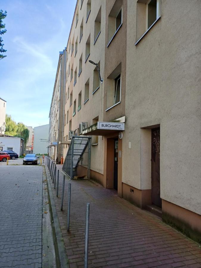 Ommpbooking Wspolna Lazienka Częstochowa Extérieur photo